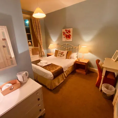 Hotel Kings Head 3*